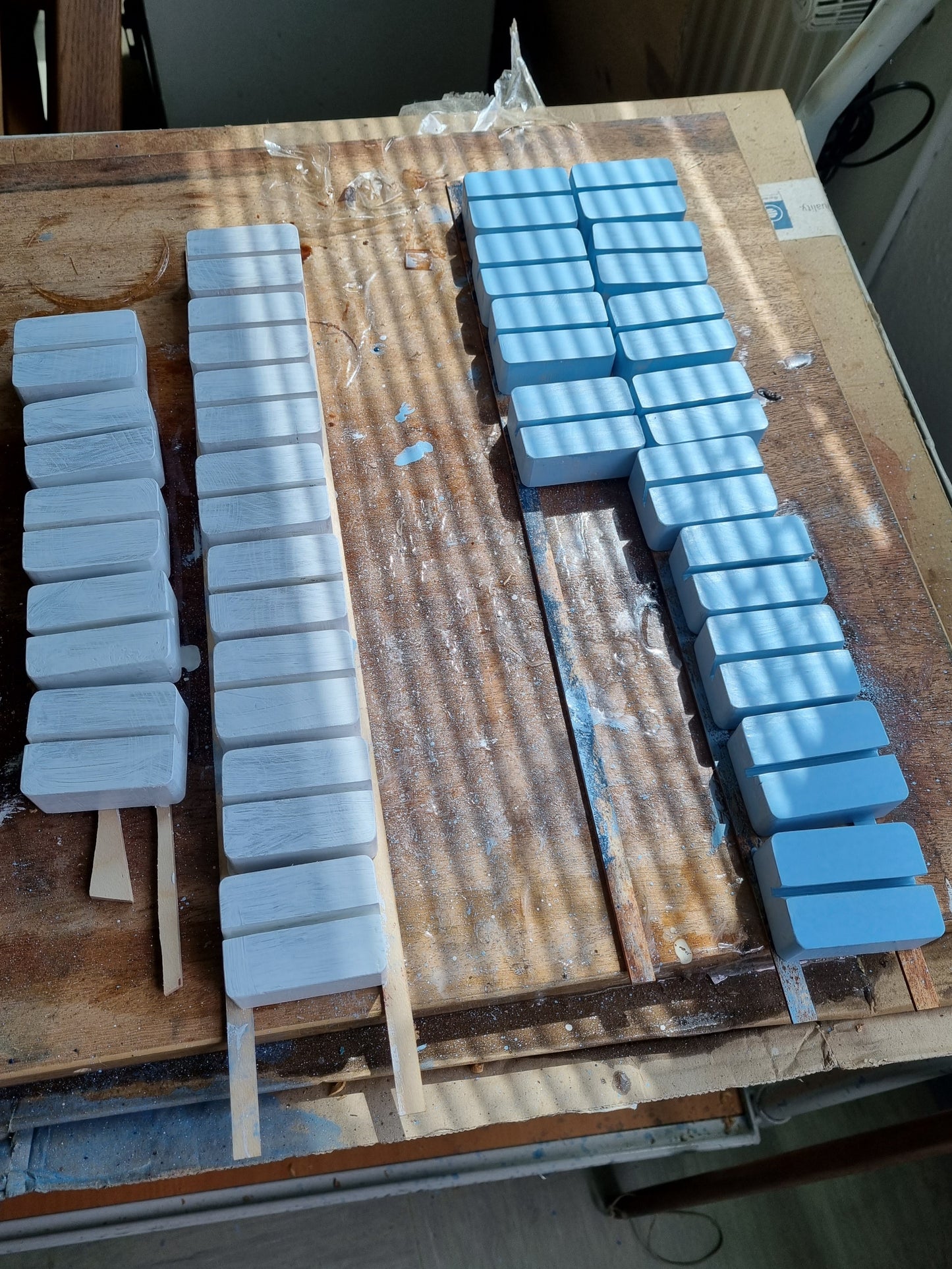 Mini-Kartenhalter, Fotohalter, Robinien-Leimholz, Gastgeschenk, Hochzeit, Epoxy-Blüte & Wunschgravur möglich (versch. Varianten)