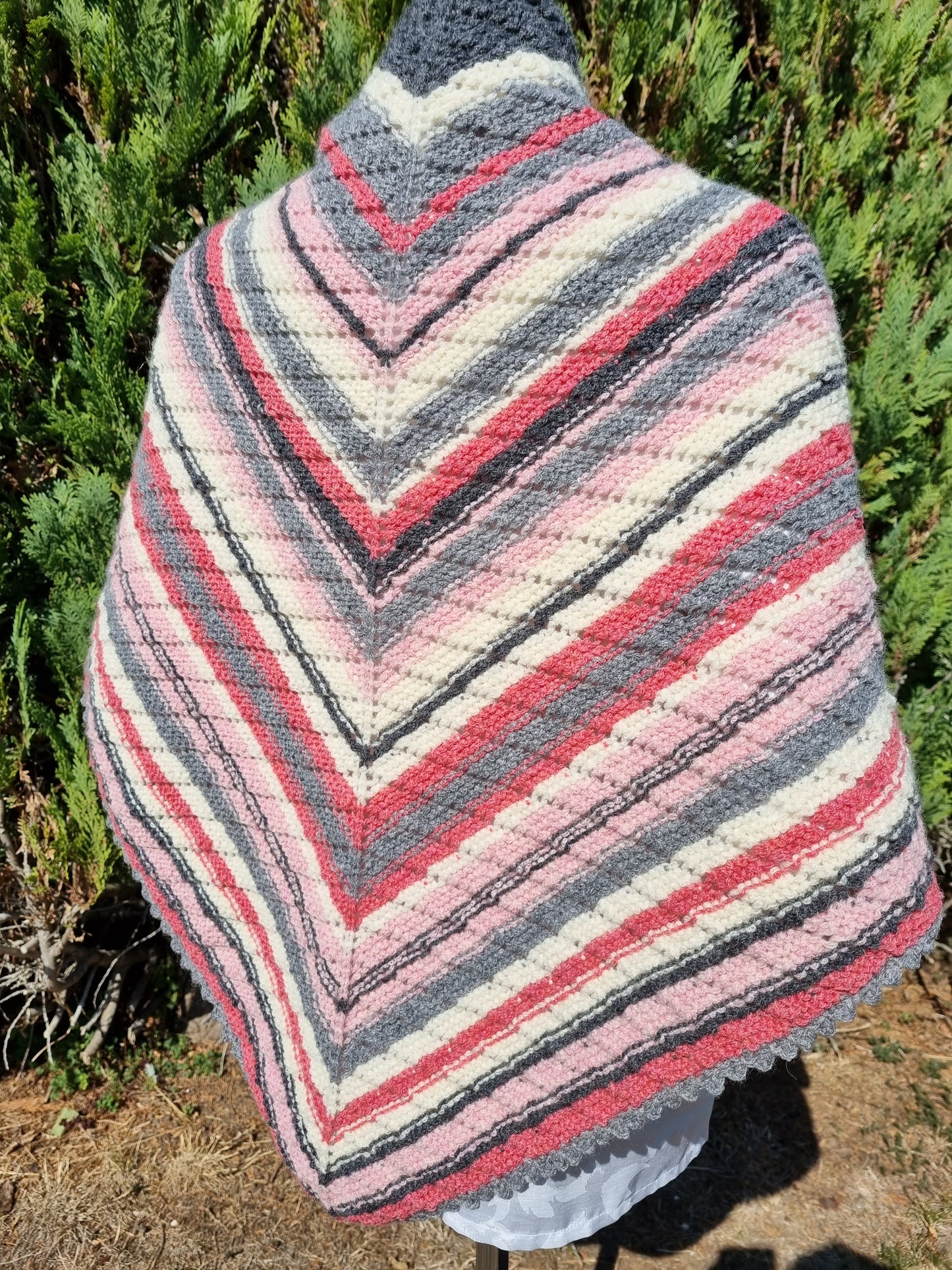 Dreieckstuch mit Alpaka, handgestrickt