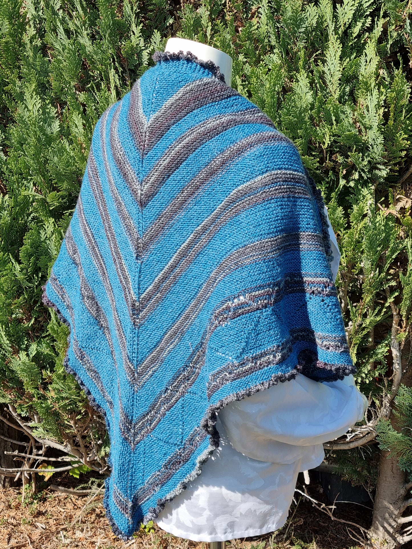 Dreieckstuch, handgestrickt