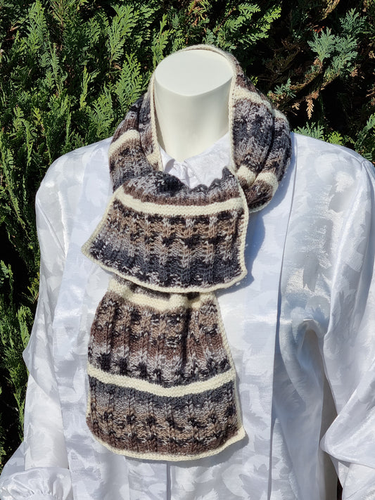 Schal aus feiner Sockenwolle grau-braun-offwhite, handgestrickt