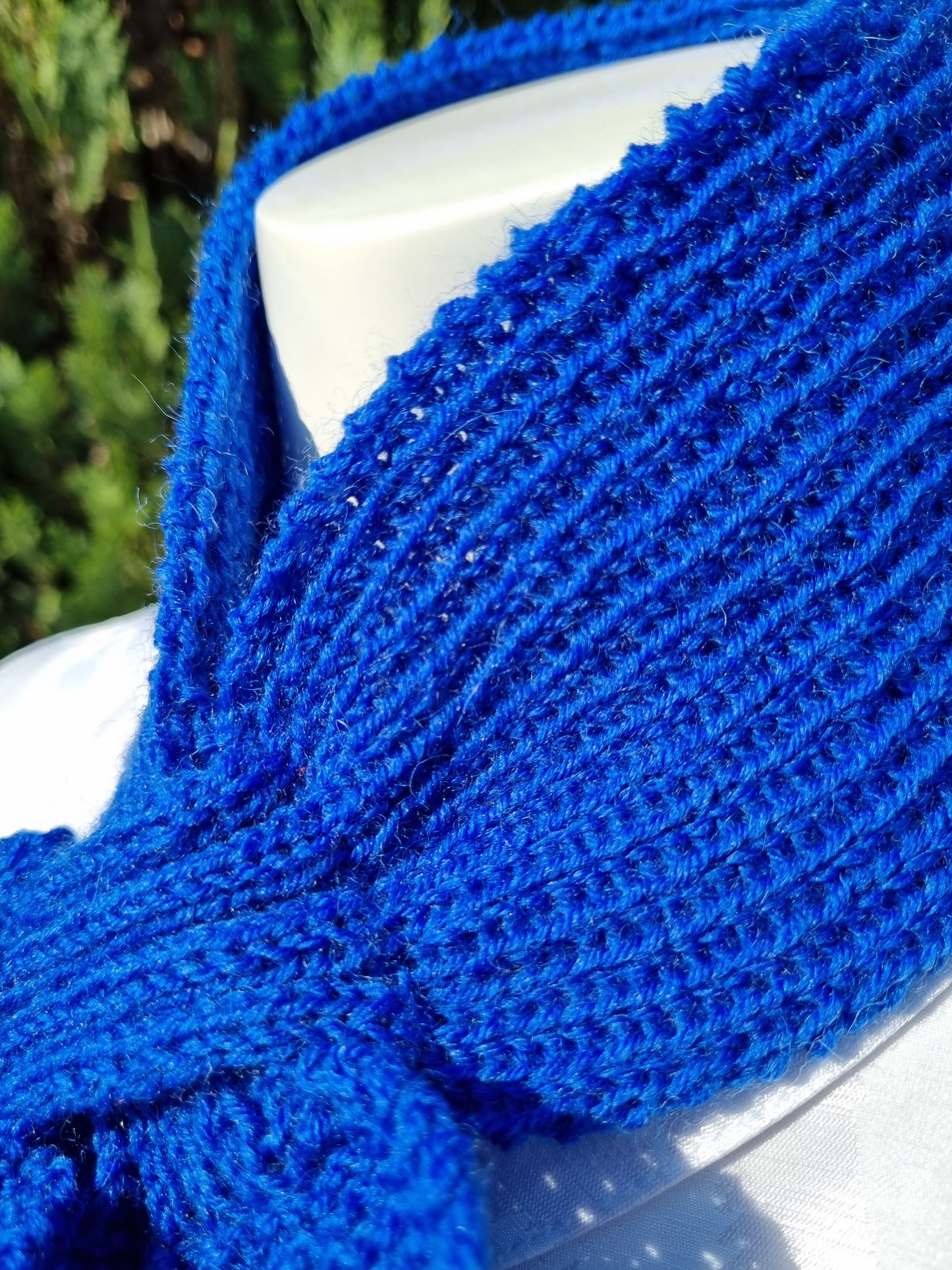 Steckschal blau nach historischem Muster, handgestrickt
