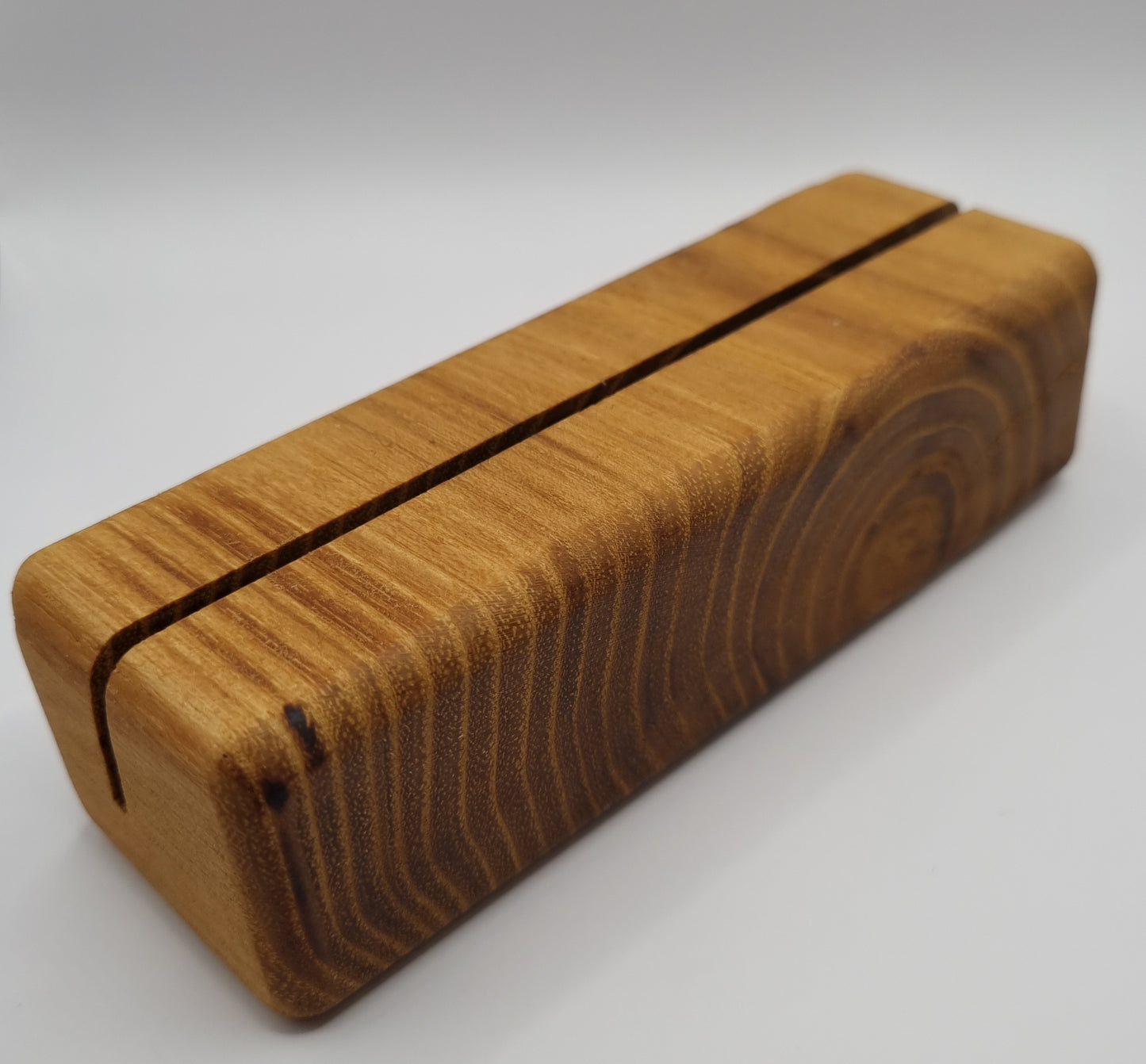 Fotohalter, Kartenhalter, Visitenkartenhalter aus massiver Robinie, geölt